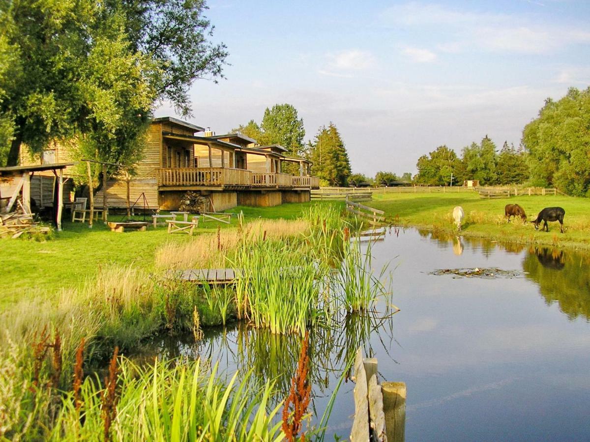Horse Lake Ranch Neuendorf  Buitenkant foto